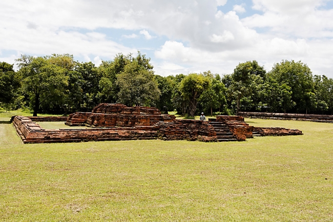 43-Prasat Muang Khaek-001